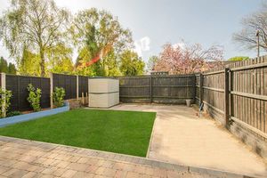 Photo 22- click for photo gallery